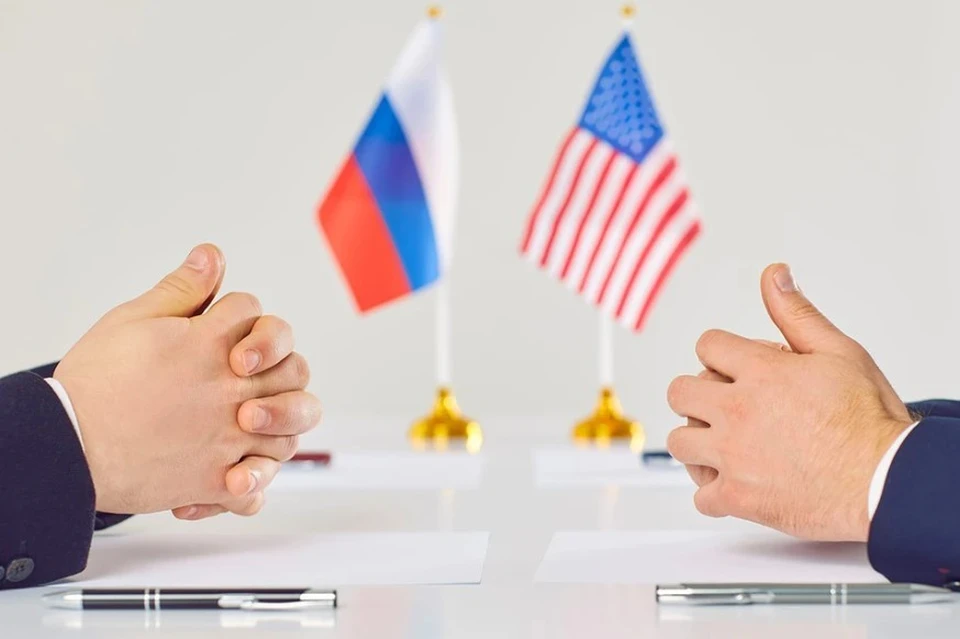 Axios: переговоры Дрисколла с делегацией России по Украине идут хорошо