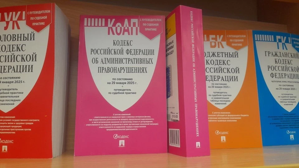 В соответствии с ч.1 ст.12.8 КоАП РФ автолюбителю грозит штраф в 30 тысяч рублей с лишением прав на срок от полутора до двух лет.