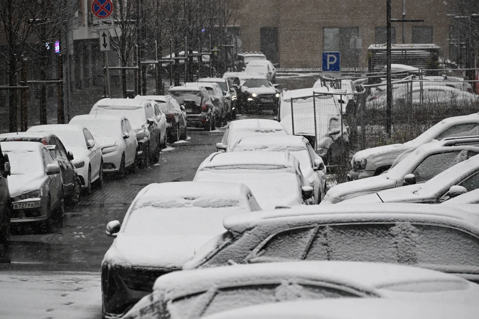 Москвичам рекомендовали пересесть на городской транспорт из-за непогоды