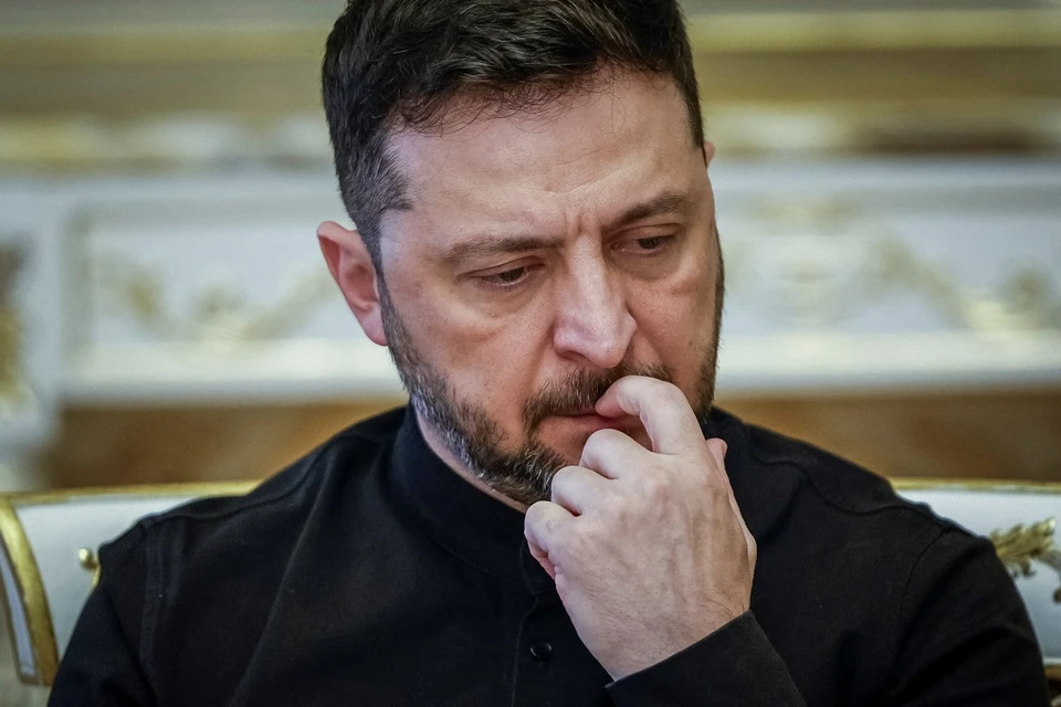 Зеленский раздал обещаний на 800 млрд долларов. А где взять деньги?