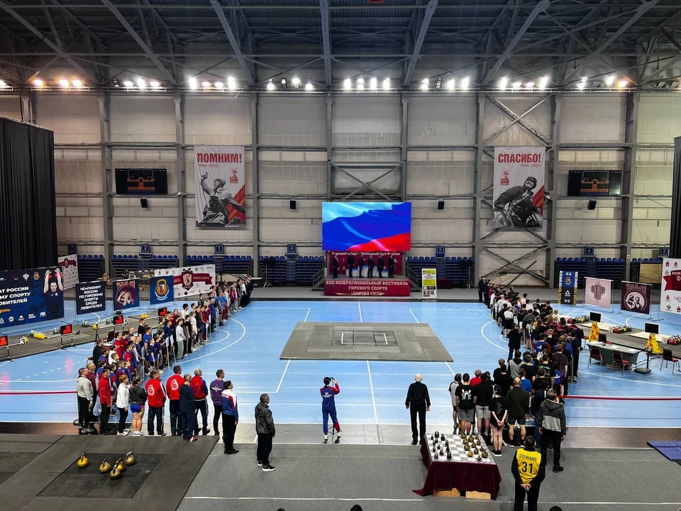 В планах у организаторов провести в Перми международные сорвенования по гиревому спорту.