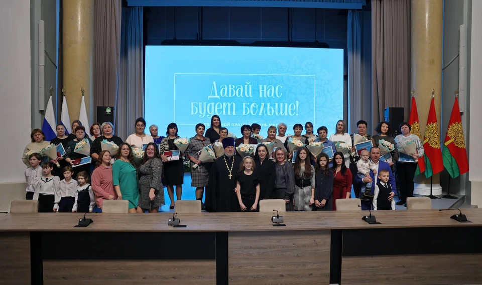 Фото пресс-службы Совета депутатов Липецкой области.