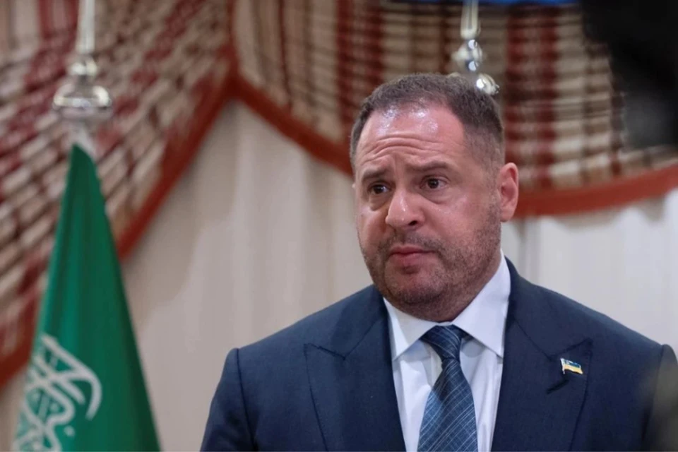 Шеремет: конфетно-цветочный период у Запада и Киева закончился обысками у Ермака