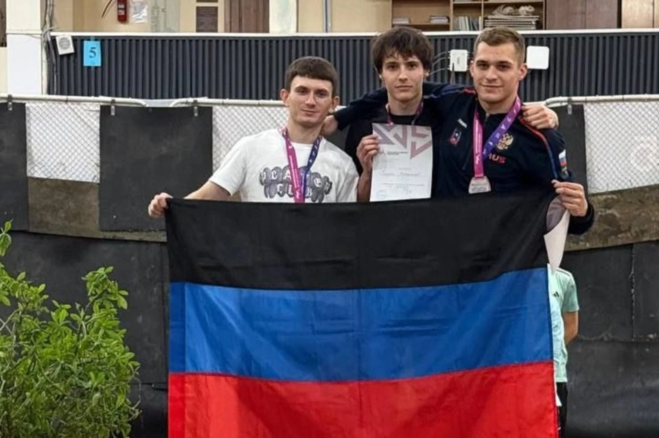 Первый день Всероссийских соревнований памяти А.А. Стрельцова в Ростове-на-Дону стал триумфальным для сборной ДНР по легкой атлетике. Фото: ТГ/Ширшов