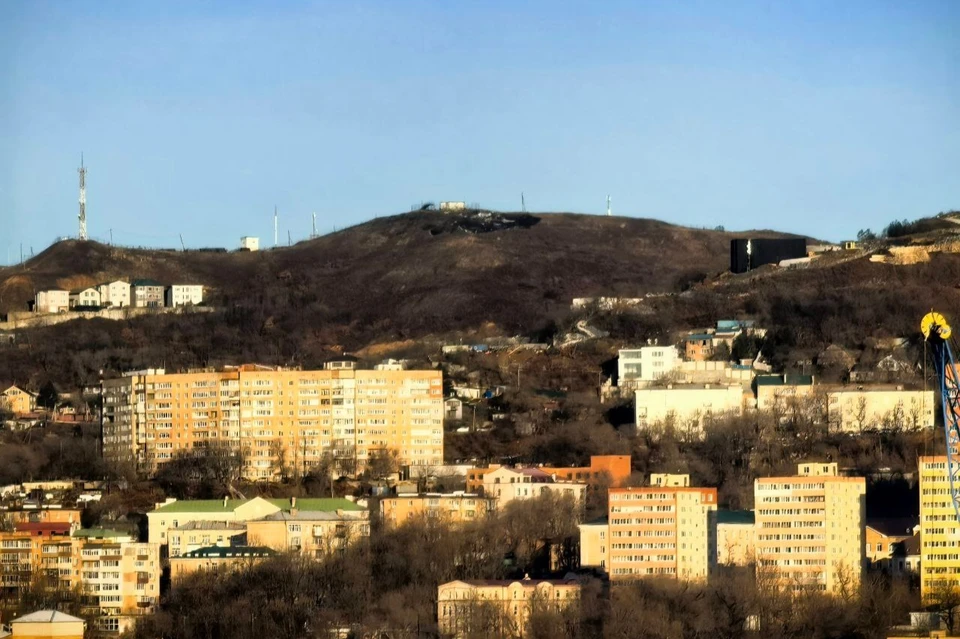 К 29 ноября от символа городской связи остался лишь пустырь