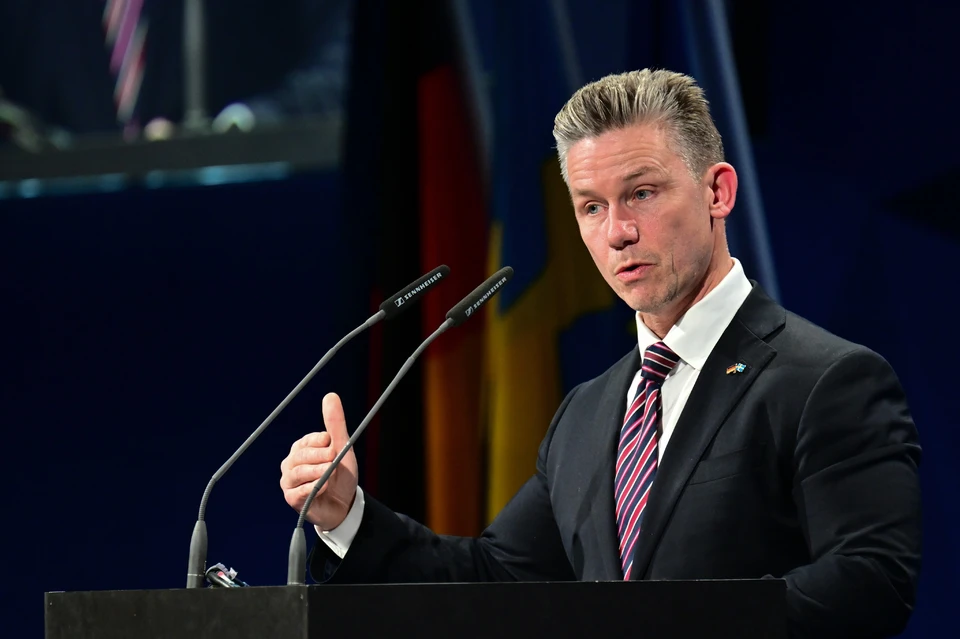 Глава Минобороны Швеции Йонсон по ошибке назвал Шмыгаля Шамалом