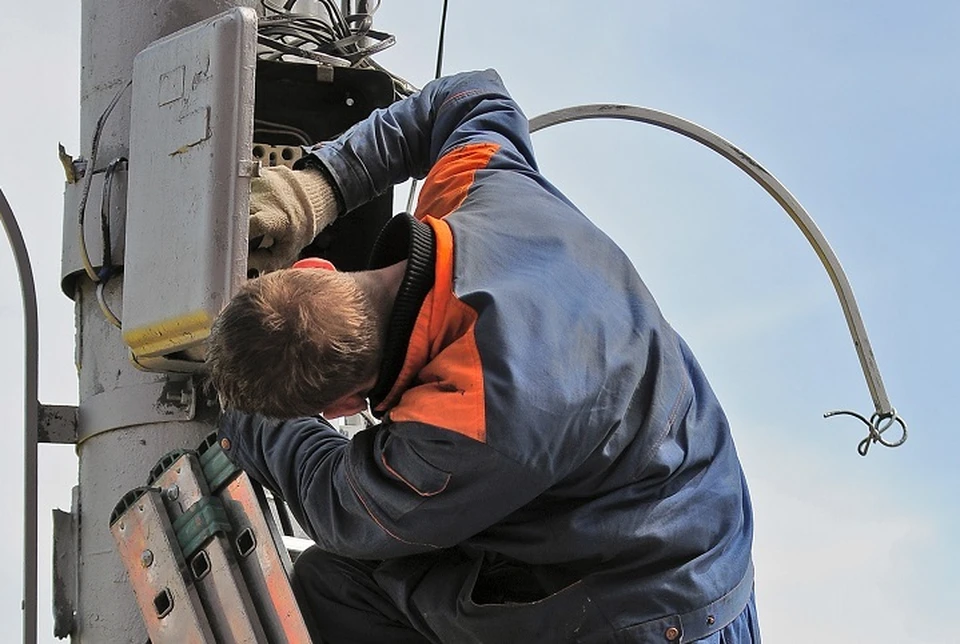 Ограничение электроснабжения связано с ремонтными работами на подстанциях.