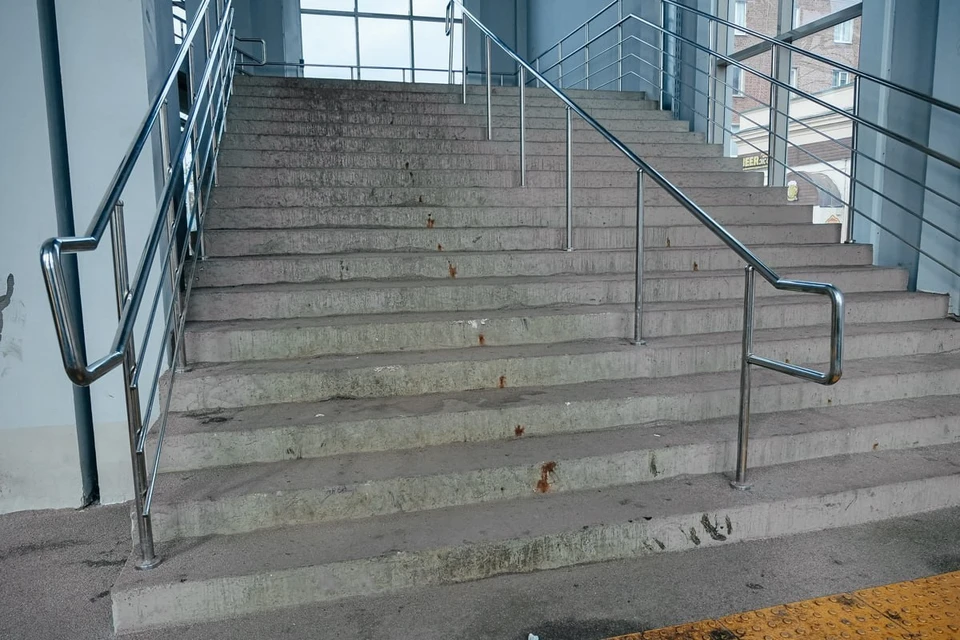 Переход сильно пострадал от вандалов