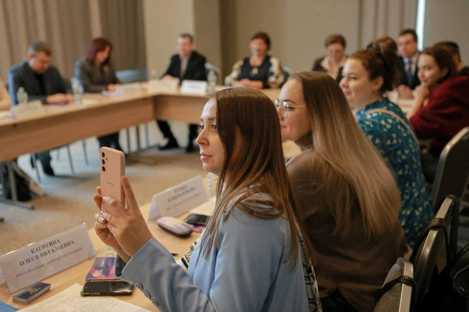 Участники бизнес-миссии встретились в формате круглого стола