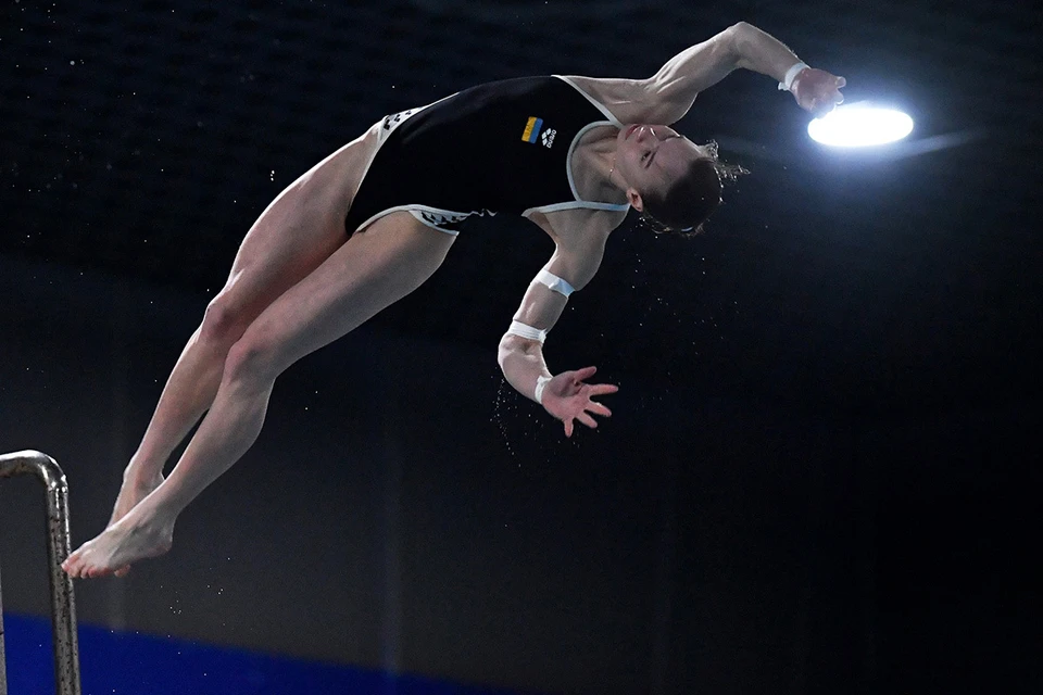 На Украине снова зрада зрадная - вице-чемпионка мира и Европы по прыжкам в воду София Лыскун, выступавшая за сборную Украины, поменяла гражданство Украины на российское.