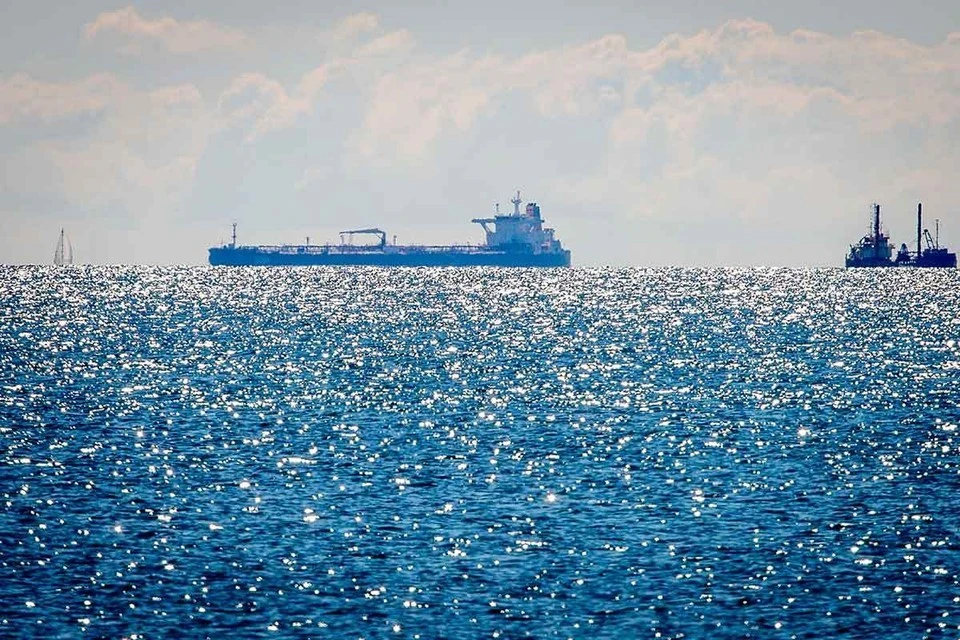 Танкер Kairos сел на мель у берегов Болгарии