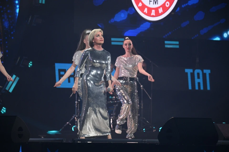 Буланова призналась, что уже готова стать бабушкой.