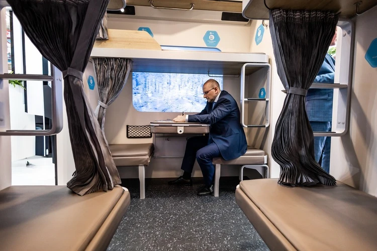 Плацкарт будущего: в России представили новый вагон габарита Т