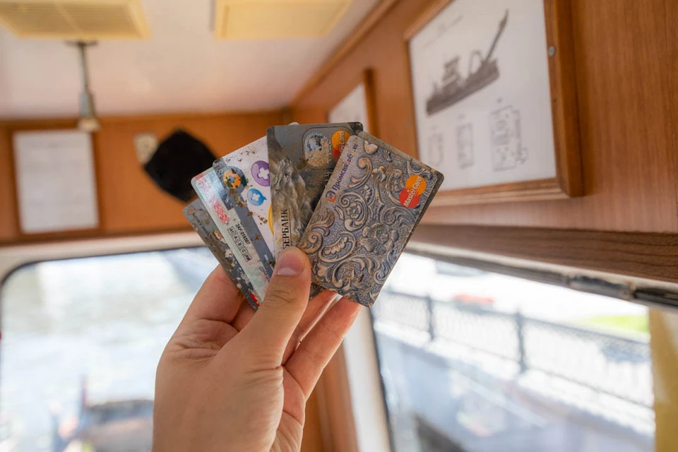 В ЦБ рассказали о диалоге с банками по отключению карт Visa и Mastercard