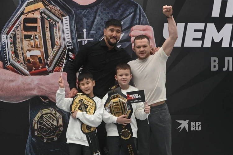 «У меня был чемпионский бой»: Петр Ян впервые рассказал, как UFC пытался забрать у него оригинальный пояс и подсунуть реплику