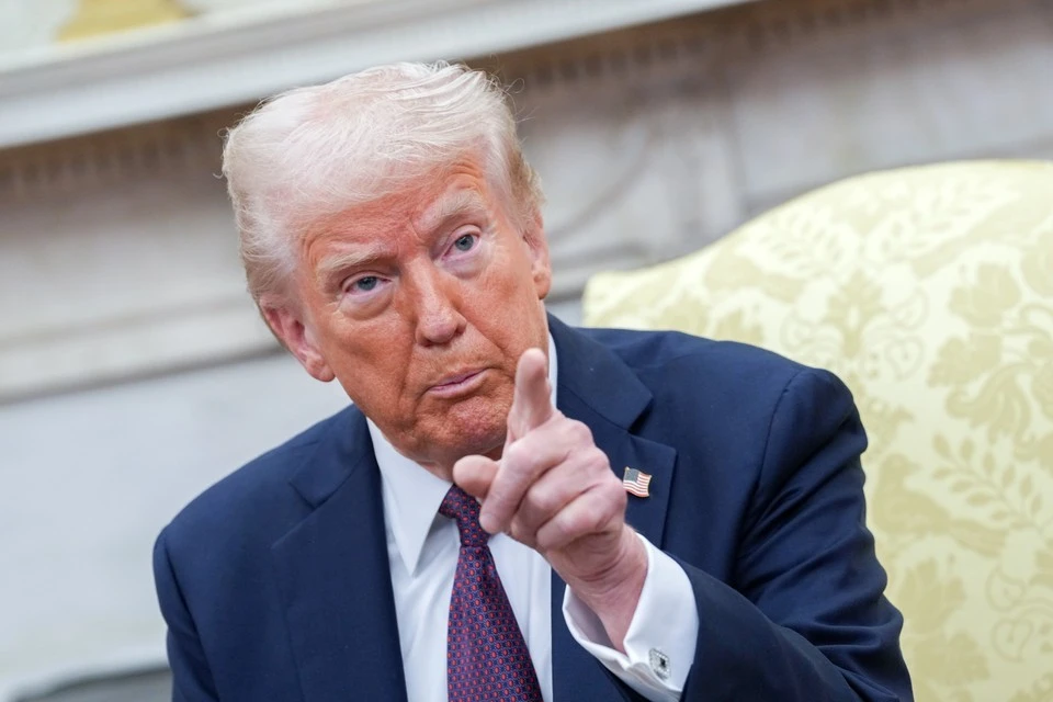Трамп сообщил о массированном ударе по позициям террористов в Сирии