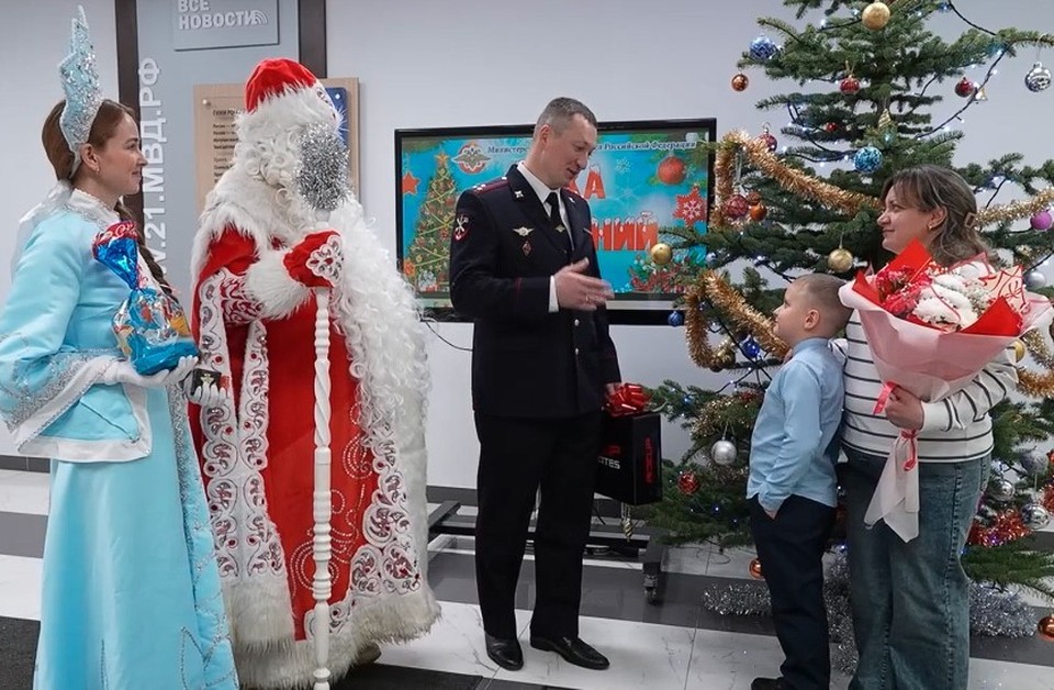 МВД России присоединилось к благотворительной акции Елка желаний