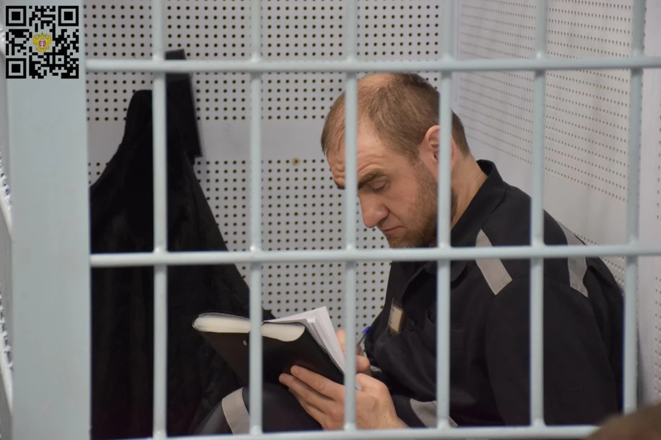 Экс-сенатор пытался передать крупную сумму сотруднику колонии для создания особых привилегированных условий. Фото: Ленинский районный суд Оренбурга