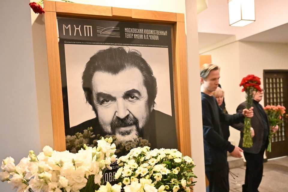 Смерть Золотовицкого, новый виток отмены Долиной и нападки Поплавской на Гудкова: главные события шоу-бизнеса