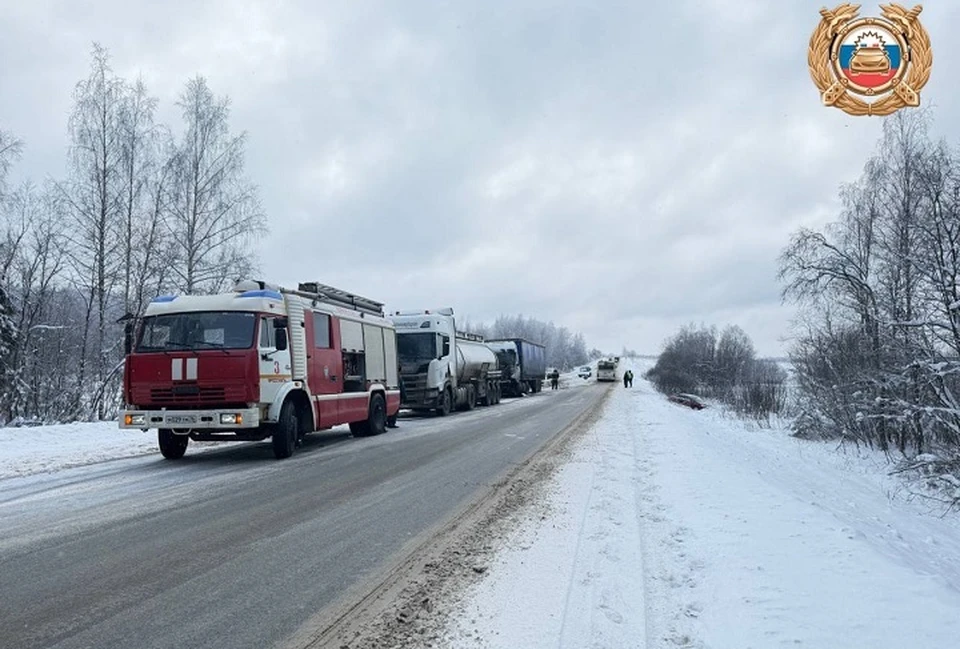 Из-за аварии перекрыто движение в сторону Ярославля. ФОТО: Госавтоинспекция по Ярославской области