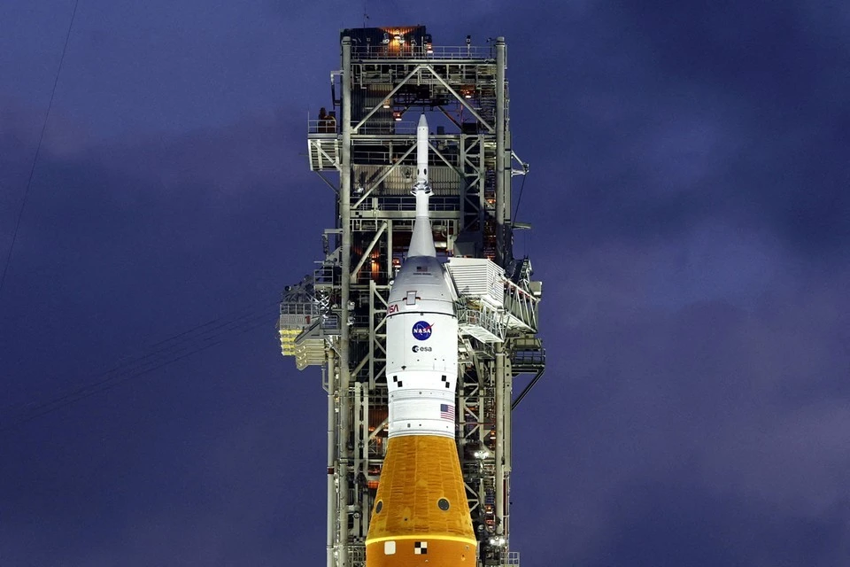 С космодрома стартовала ракета Space Launch System с кораблем Orion