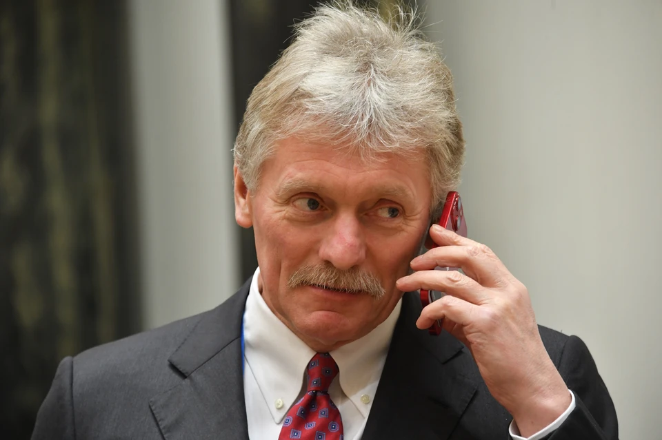 Песков опроверг слухи об отставке правительства России