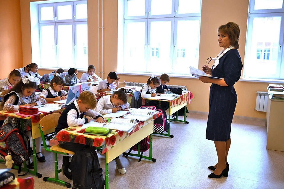 Учитель киевского лицея лишился работы из-за использования русского язык