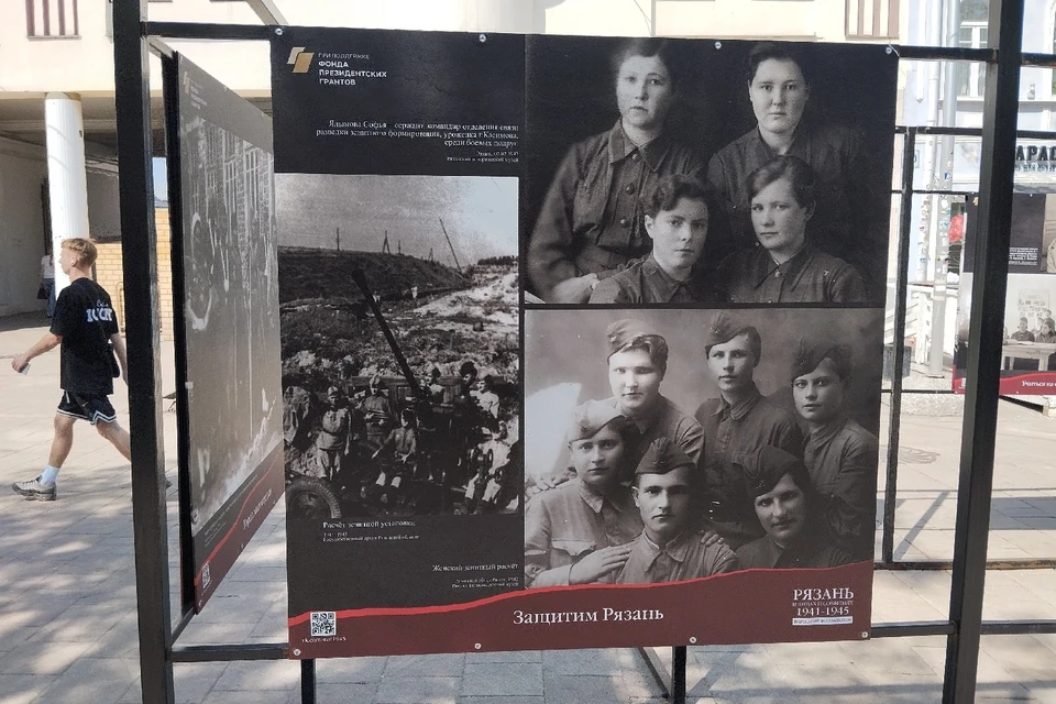 Военные фотографии прошли профессиональную реставрацию.