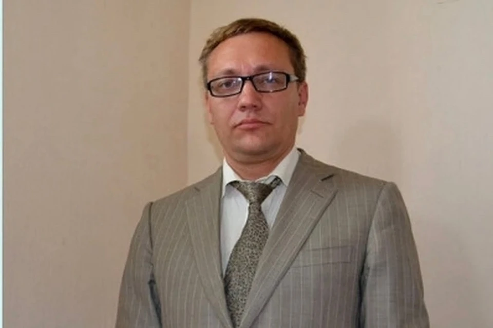В Иркутской области разыскивают подельника следователя, осужденного за убийство.