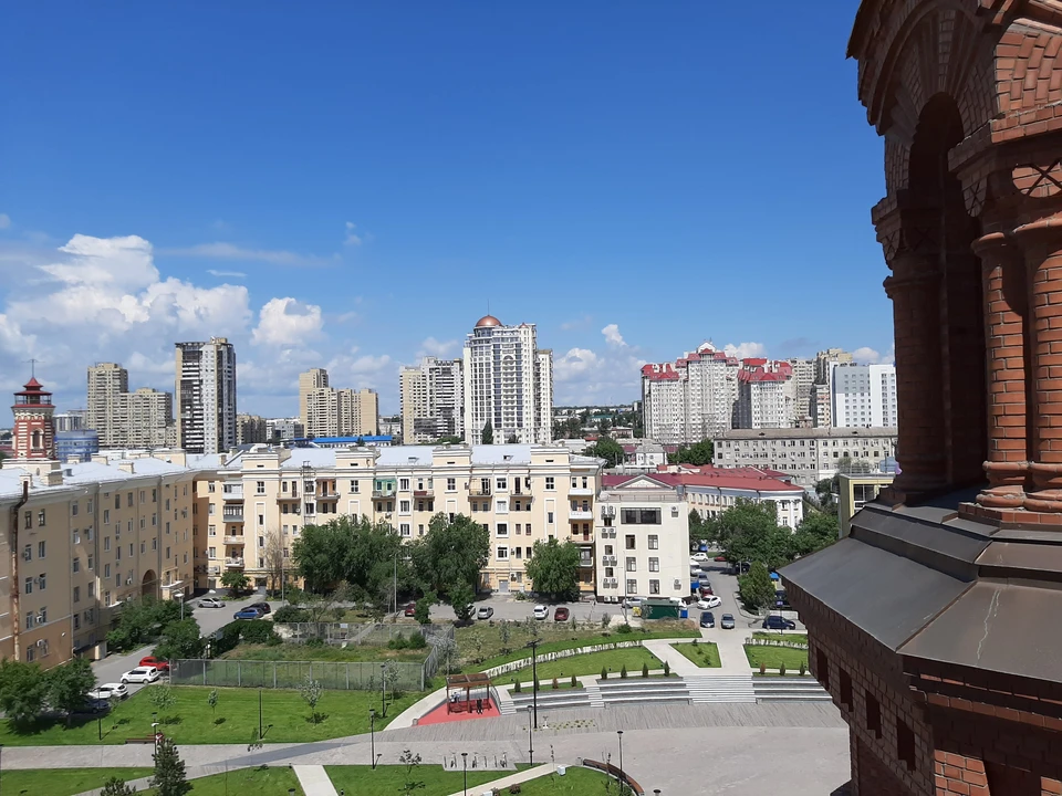 Специалисты проверяют жилые многоэтажки и частные дома.