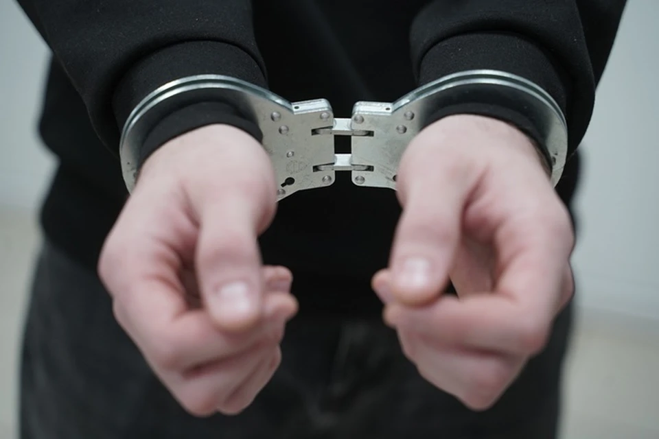 В июне 2025 года пара сбывала наркотики на в Сургуте через тайники-закладки