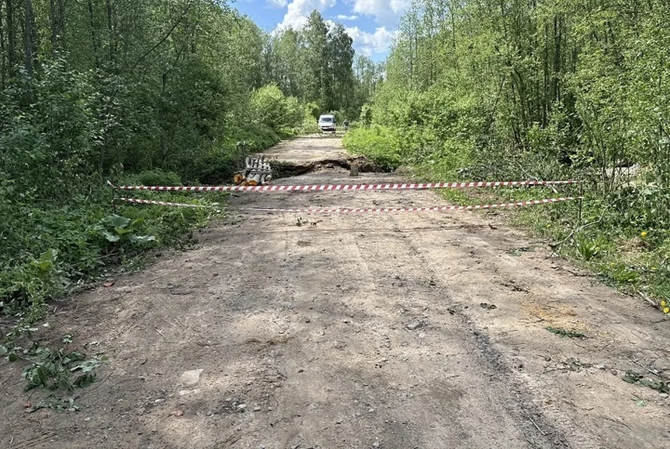 В Рыбинском районе размыло дорогу до четырех населенных пунктов.