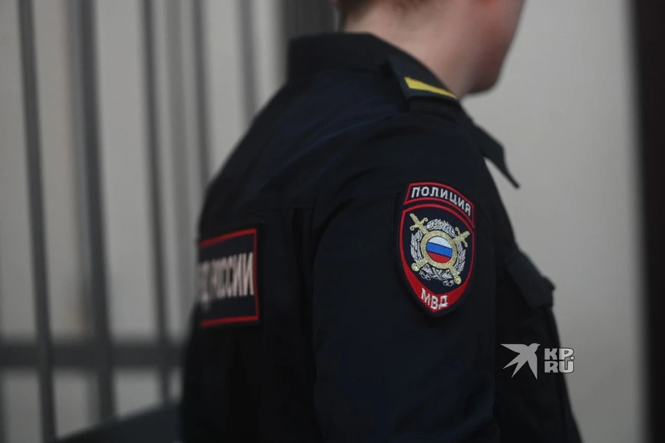Подростки в ответ на замечания распылили в пожилого мужчину перцовый баллончик