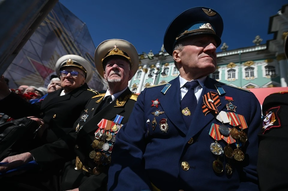 Доцент Коваленко: две пенсии в июне получат бывшие военные и силовики