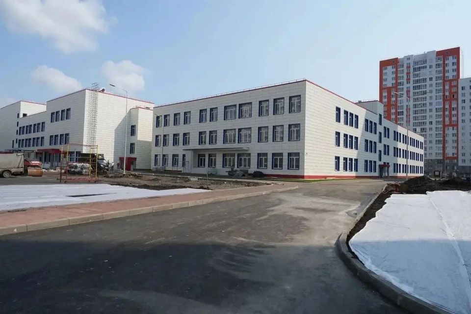 В Красноярске новая школа в Тихих Зорях готова на 94 %. Фото: администрация Красноярска