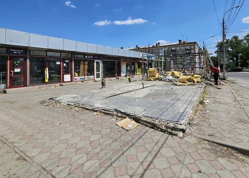 Половину торговой галереи уже снесли