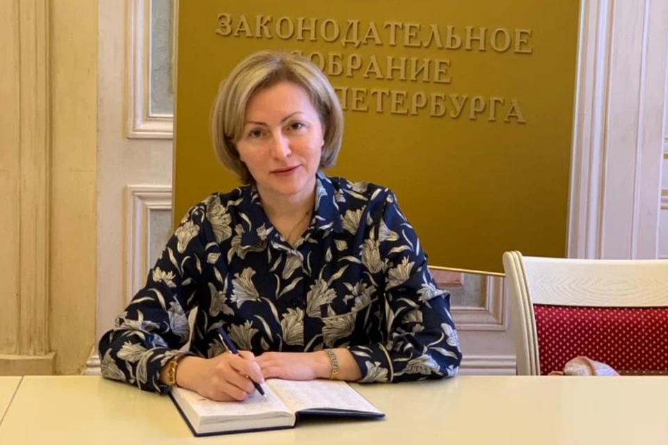 Алену Мироненко убрали с должности начальника управления соцпитания Петербурга. Фото: личная страница ВКонтакте