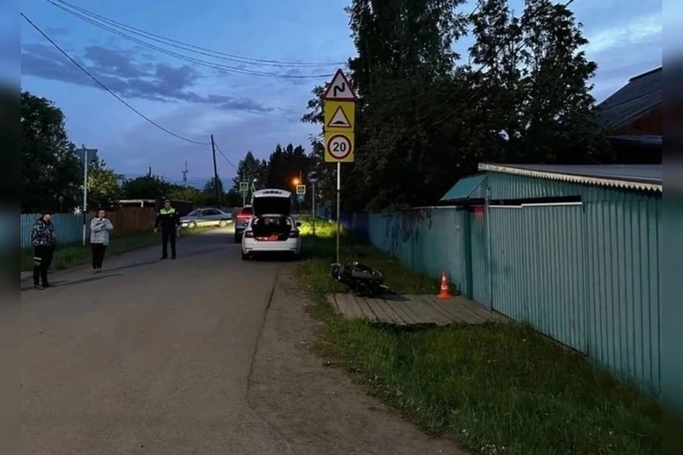 В Братском районе 15-летняя школьница на мотороллере сбила пенсионерку