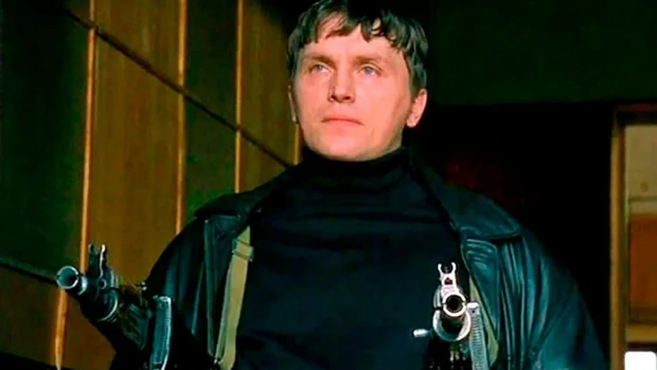 Александр Высоковский в сериале «Бригада». Фото: кадр сериала «Бригада», 2002 год