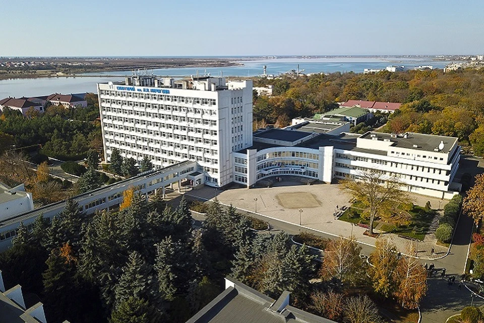 На западном побережье Крыма устраняют серьезную аварию в энергосистеме.