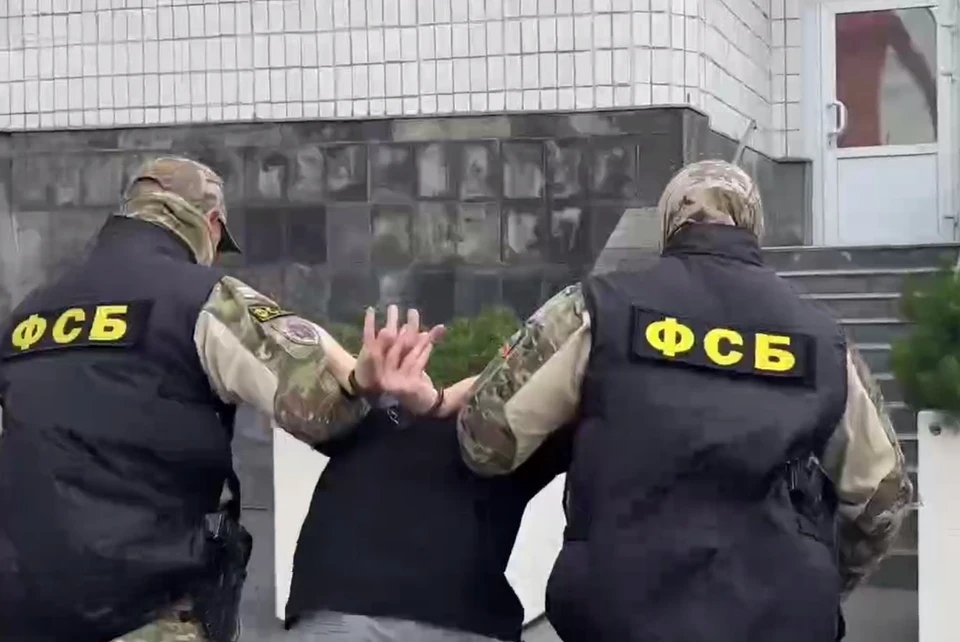 Первоуралец забрал из тайников в Челябинске пять взрывных устройств и отправил их по почте. Фото: ЦОС ФСБ России