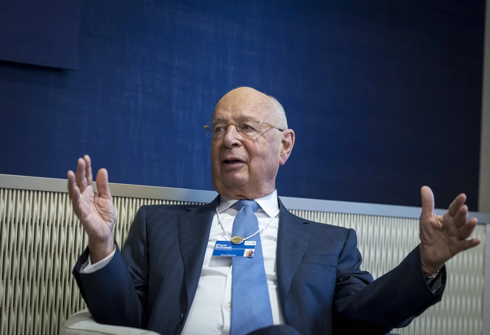 Bloomberg: основатель ВЭФ Шваб подал жалобу из-за найденной в кабинете прослушки. Фото: IMAGO/Thomas Koehler/www.imago-images.de/Global Look Press