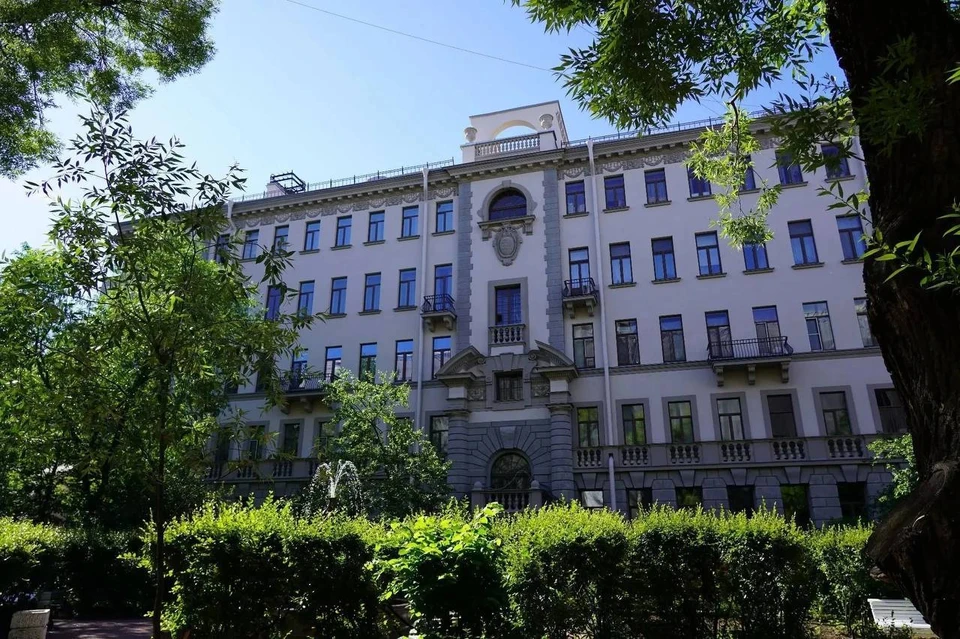 Специалисты три месяца подбирали состав штукатурки. Фото: КГИОП.