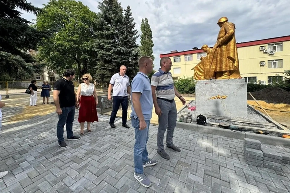 В Ждановке создают Аллею памяти Героев. Фото: Администрация Шахтерского муниципального округа
