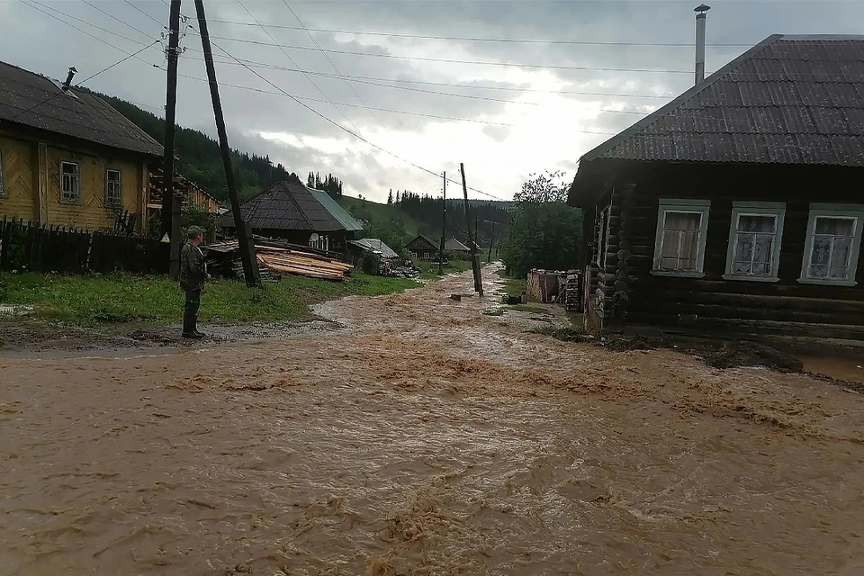 Паводок в селе Кын. Фото: Глава Лысьвенского муниципального округа Александр Пермяков | Страница ВКонтакте