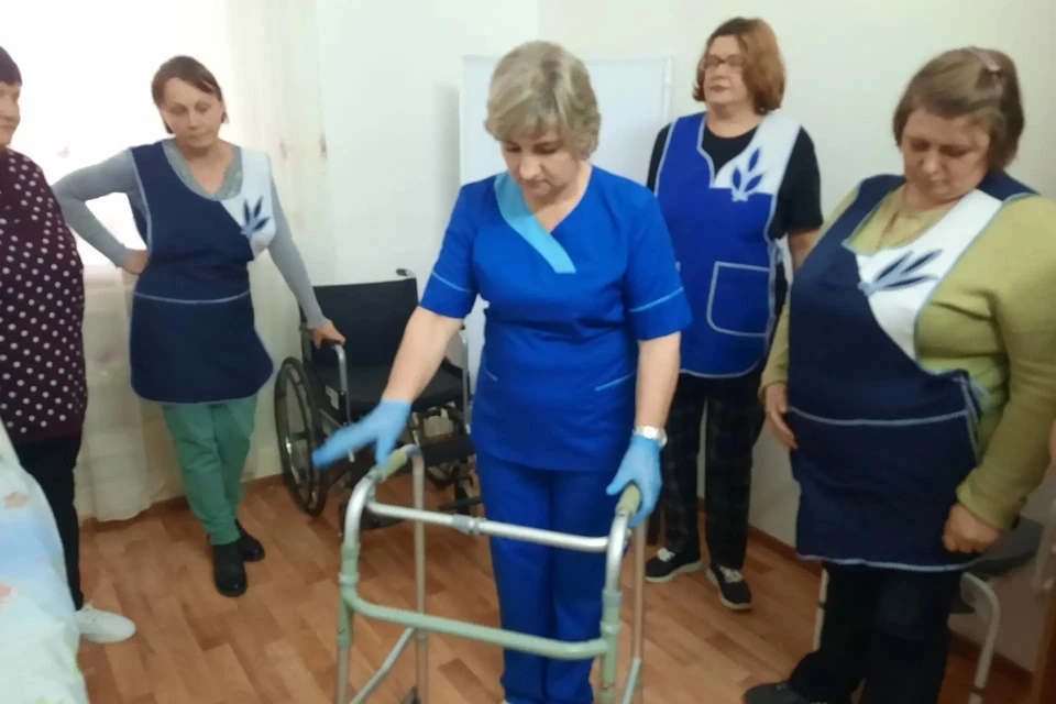 Жителей округа на Ставрополье обучили уходу за маломобильными родственниками. Фото: администрация Степновского округа