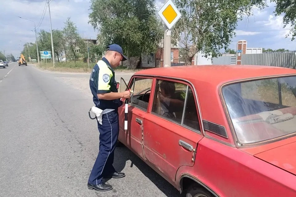 Госавтоинспекторы провели профилактическую отработку в Мариуполе. Фото: МВД ДНР