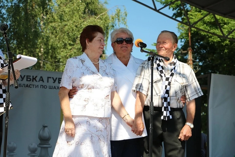 60 лет совместной жизни отметили Иван Петрович и Нина Васильевна Махаличевы. ФОТО: Органы ЗАГС по Ярославской области