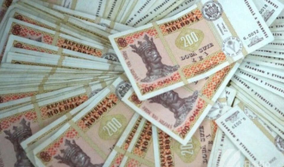 Власти загнали страну в долговую ловушку и теперь расплачиваются повышением налогов и тарифов. Фото:соцсети