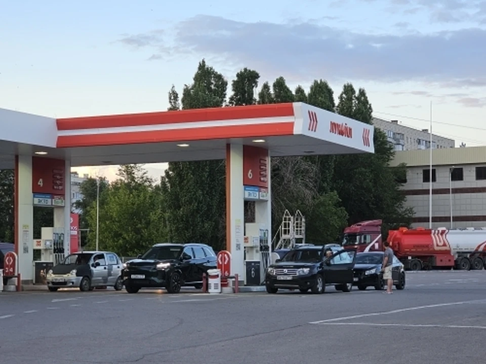 Цены на заправках стабильно растут